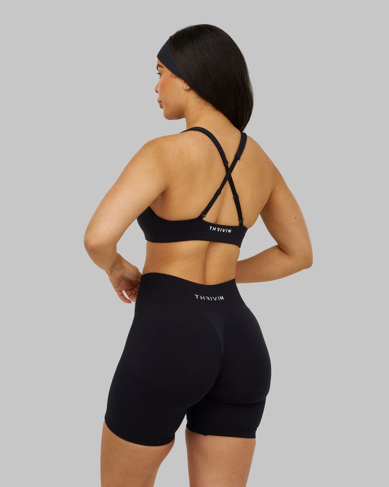 Elevate™ Sculpting Medium Impact Multiway Bra | Night Black