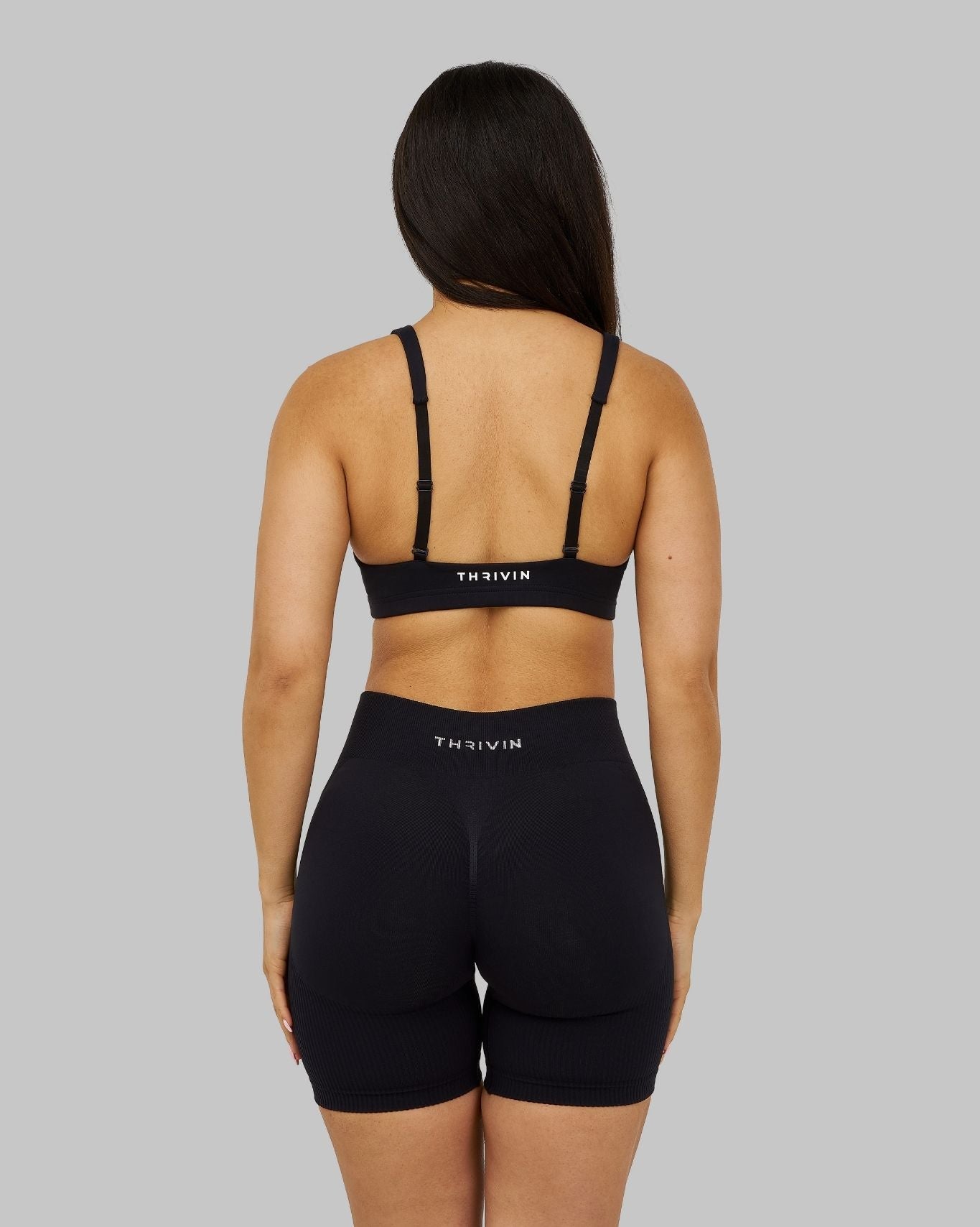 Elevate™ Sculpting Medium Impact Multiway Bra | Night Black