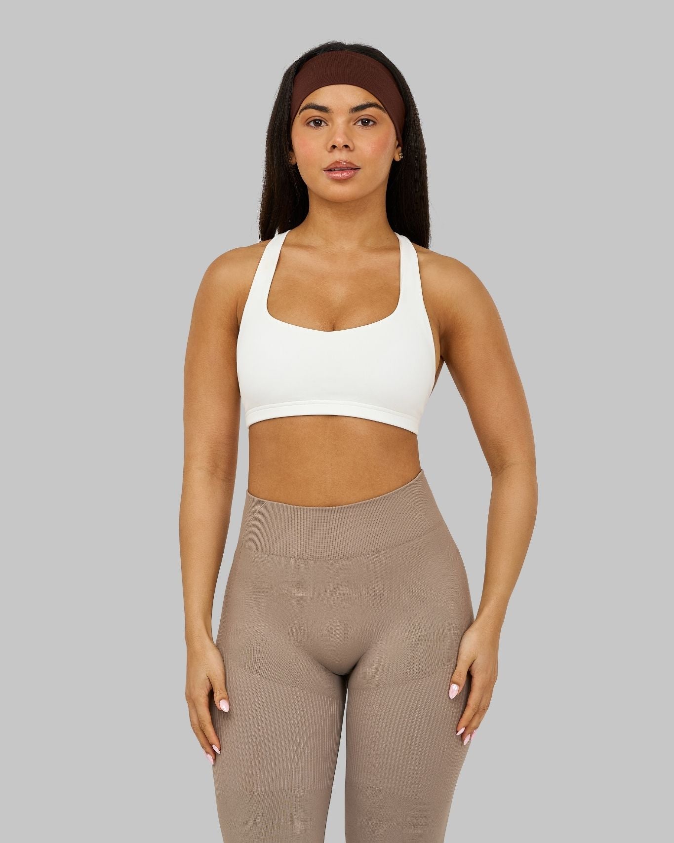 Elevate™ Sculpting Medium Impact Multiway Bra | White