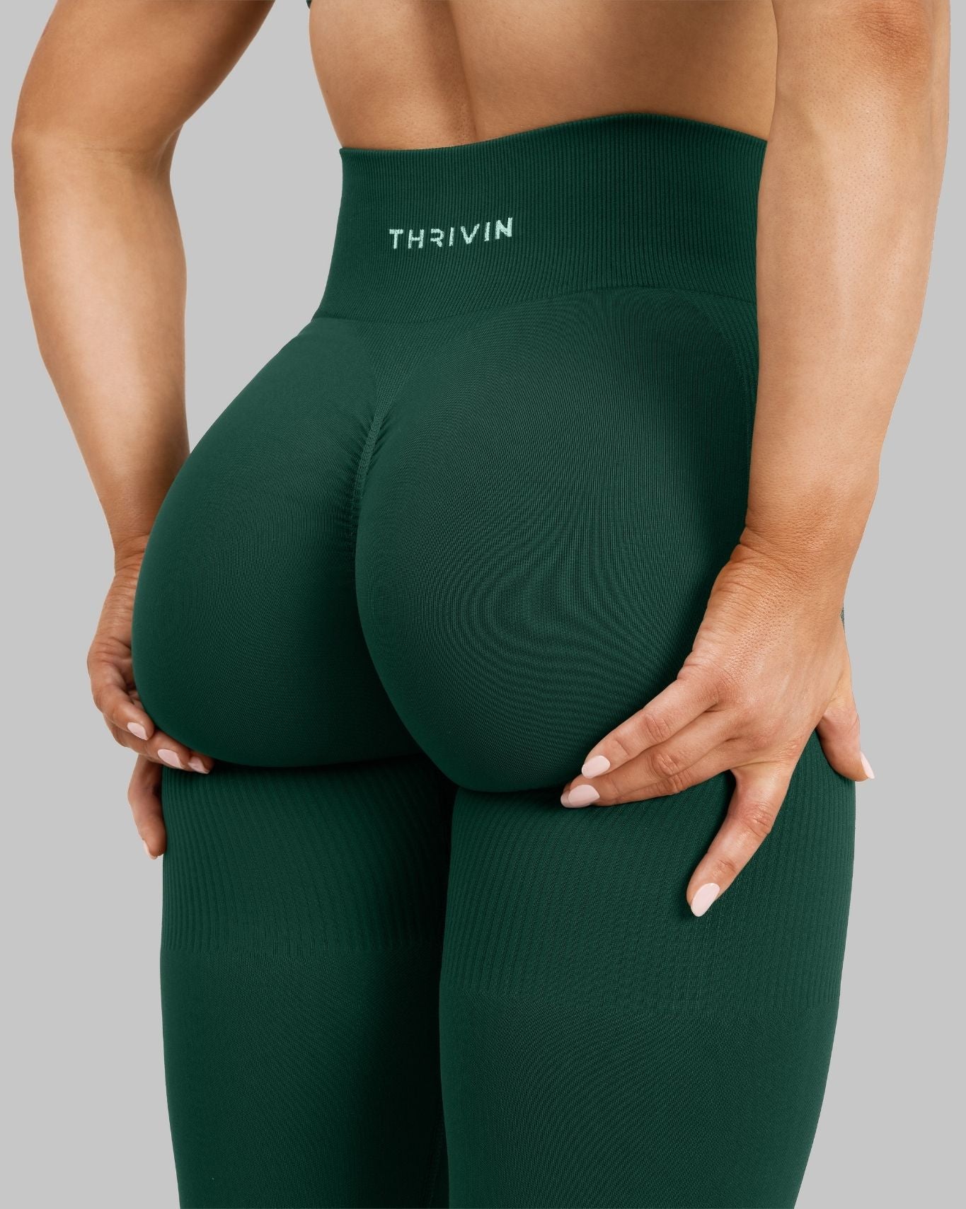 Elevate™ Sculpting High Waist Scrunch Leggings | Pine Green