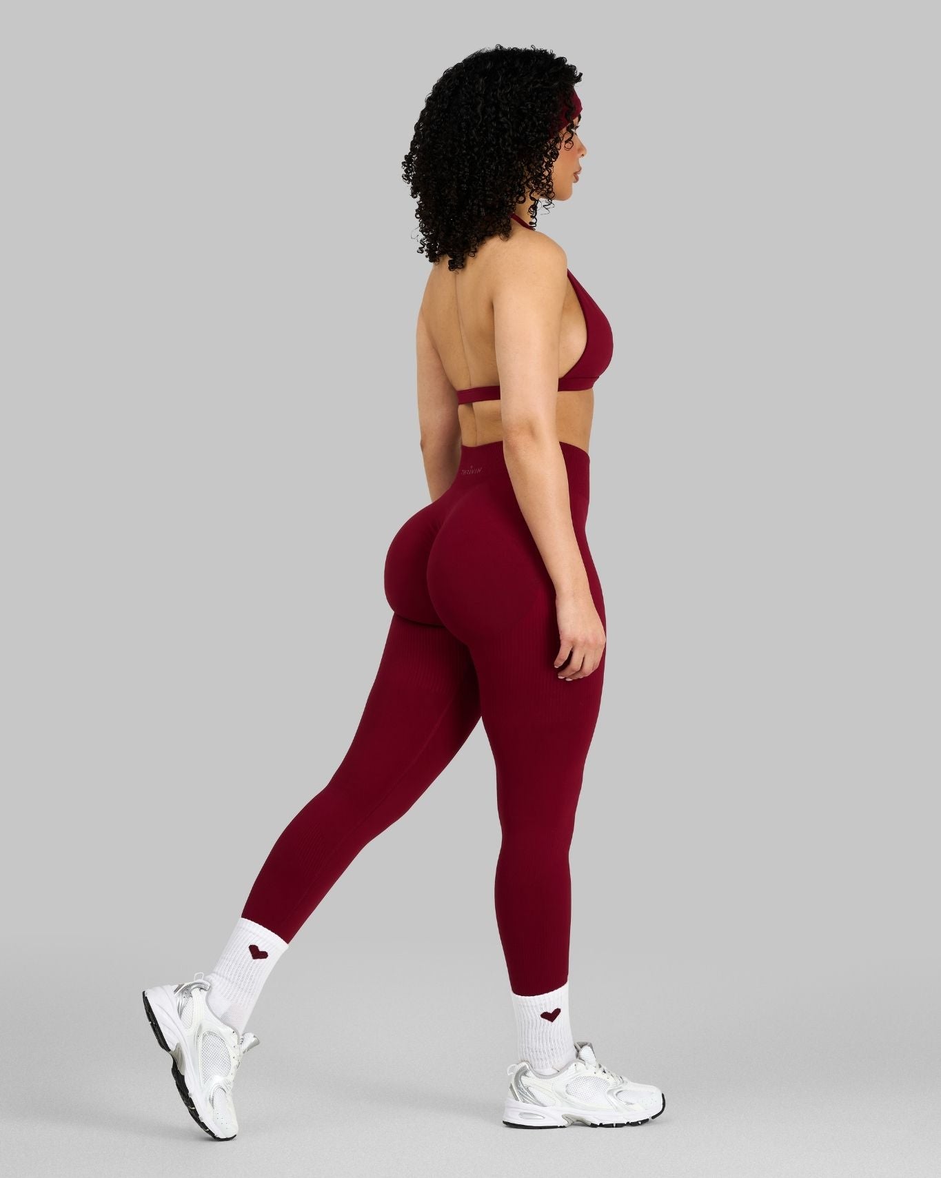Elevate™ Sculpting Mid Waist Scrunch Leggings | Raspberry
