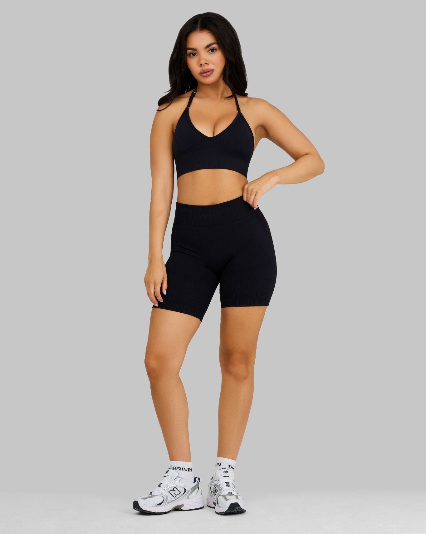 Elevate™ Sculpting Mid Waist Scrunch Shorts | Night Black