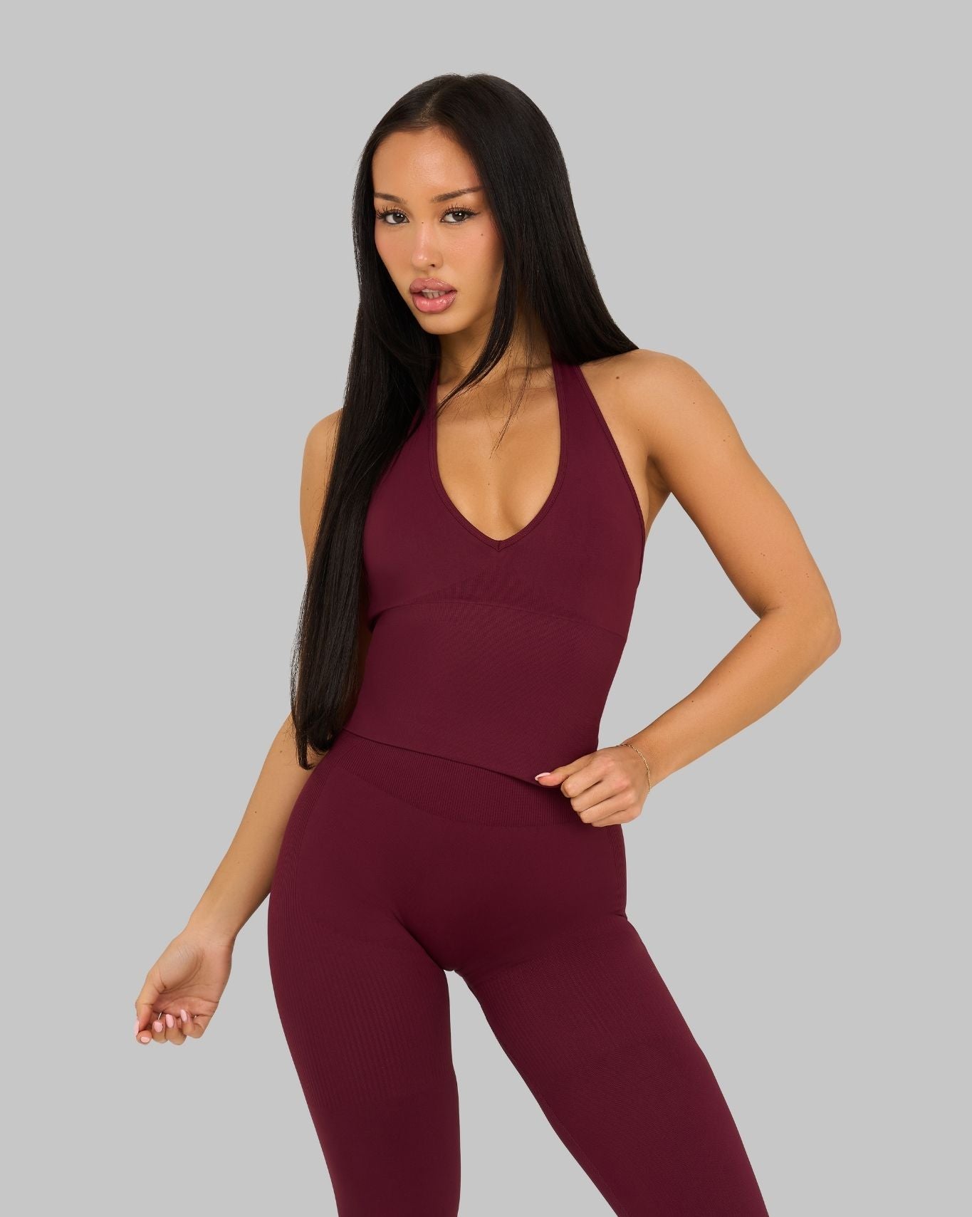 Elevate™ Sculpting Seamless Halterneck Top | Cranberry